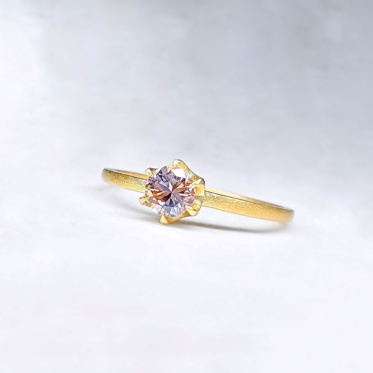 Bi-color Montana Sapphire Ring 0.273ct