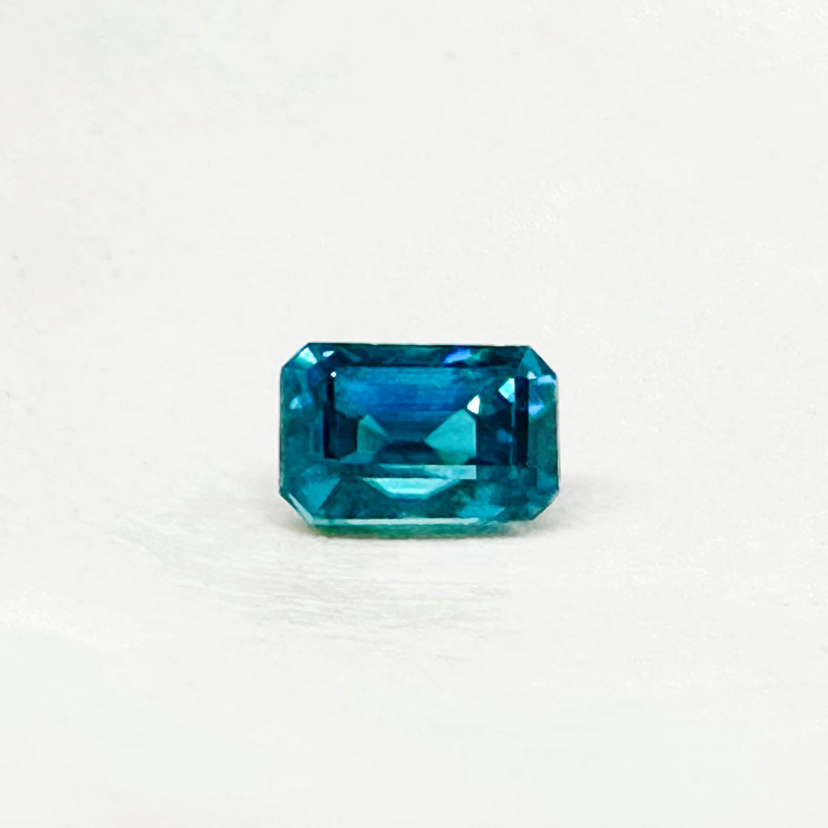 Blue Zircon 1.363ct
