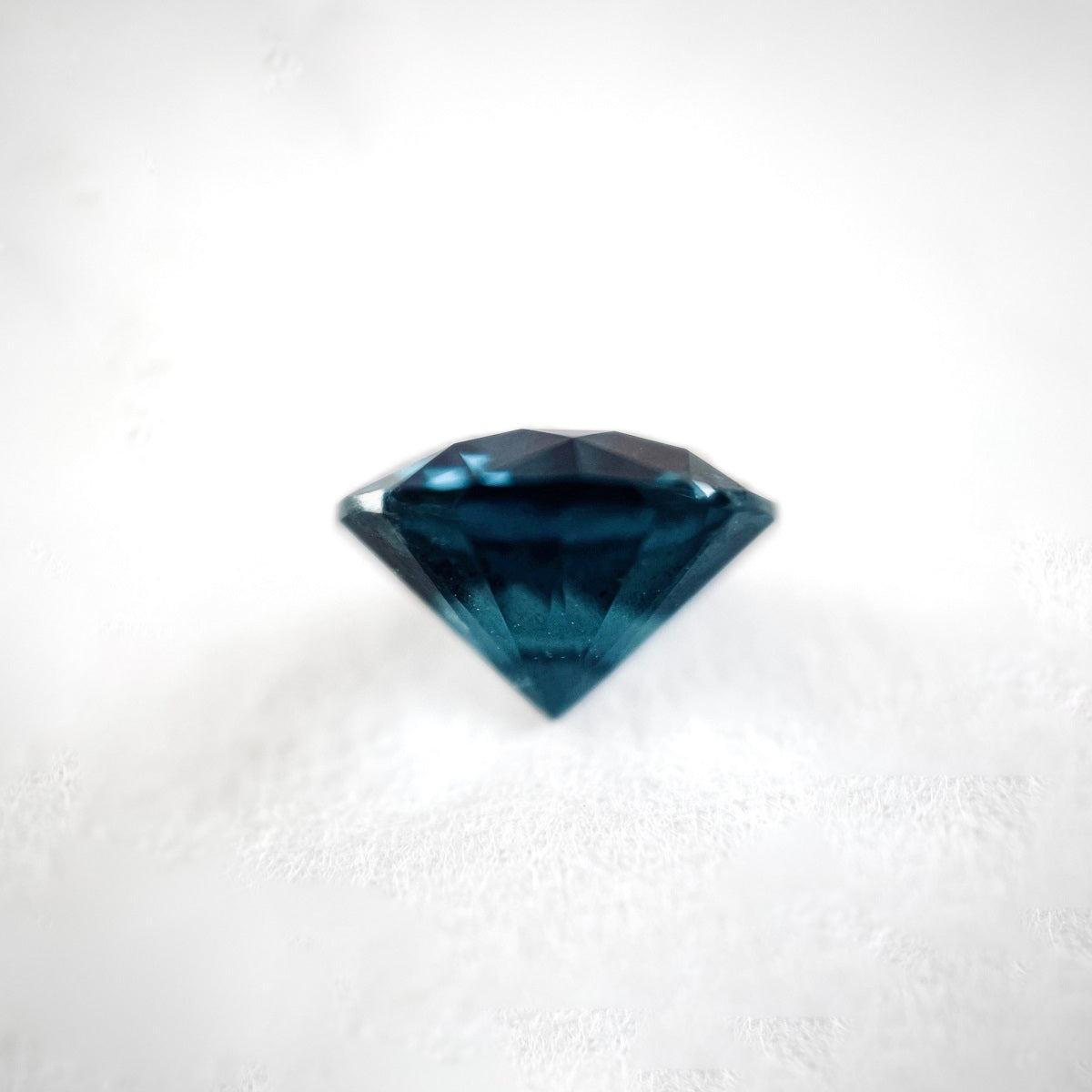 Blue Spinel 2.101ct